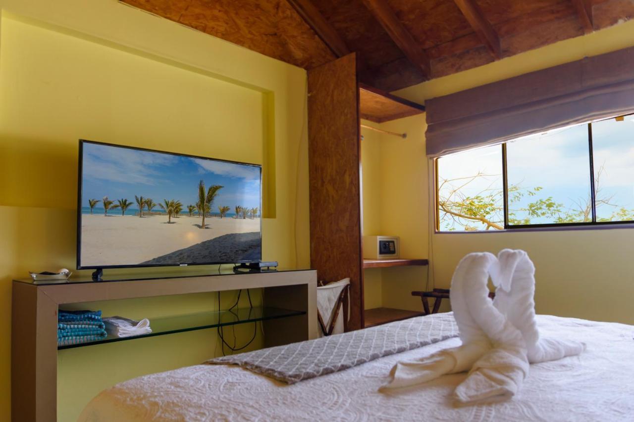 Wallac Bungalows กาโนอาส เด ปุนตาซัล ภายนอก รูปภาพ